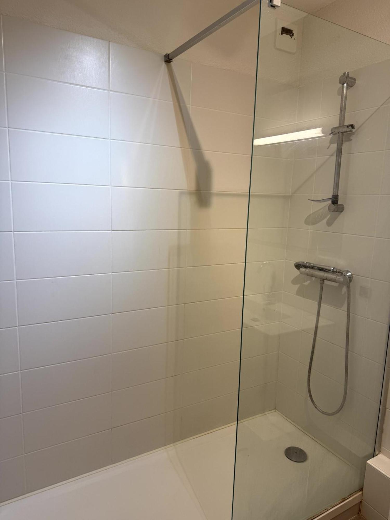 Appartement 4P 70M2 Plein Centre Avec Parking Agen Exterior photo